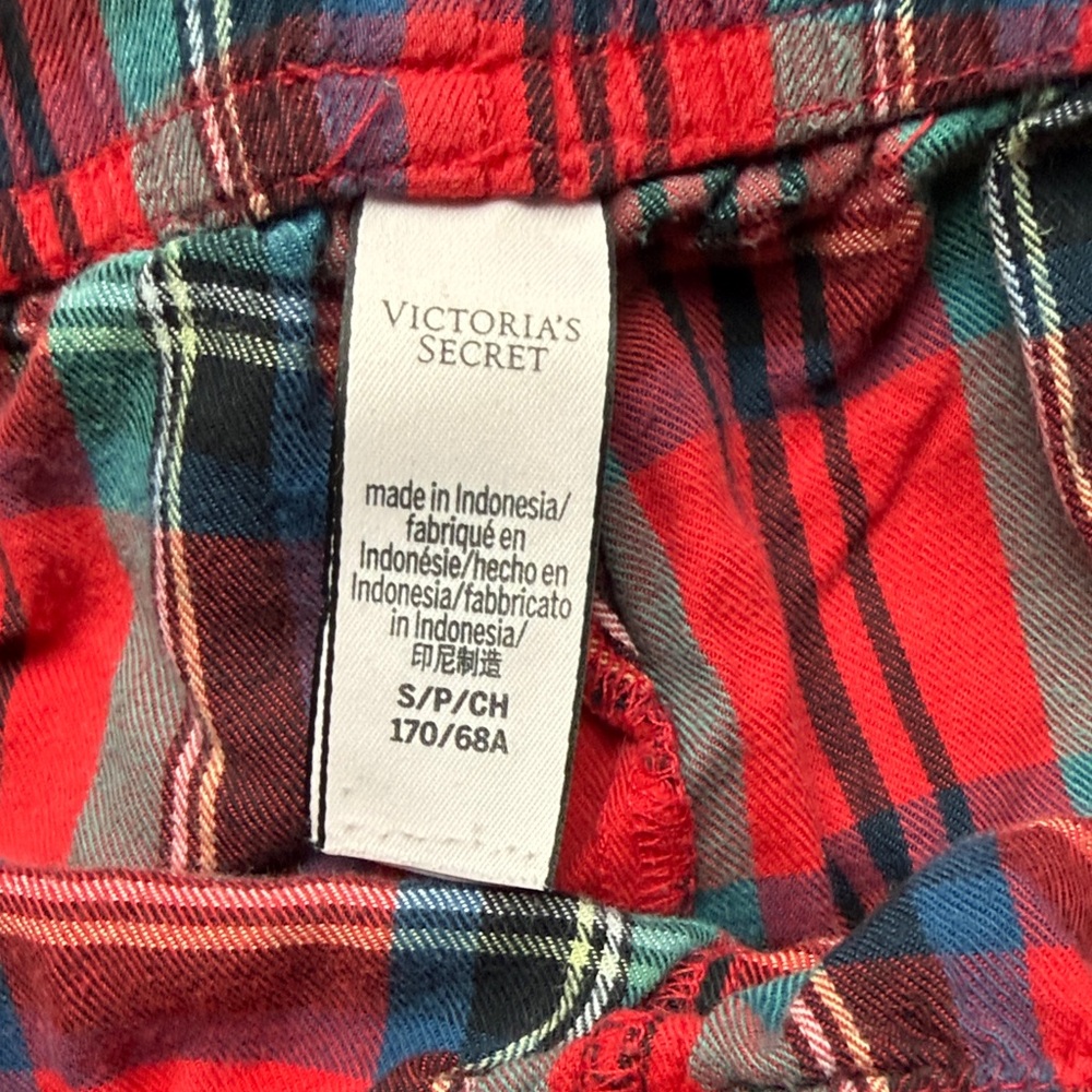 Victoria's Secret Red and Black Plaid Pajamas - Picture 5 of 6